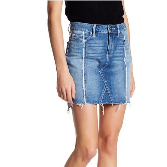 PAIGE Dresses & Skirts - PAIGE Chiara Fray Hem Blue Denim Skirt Size 29